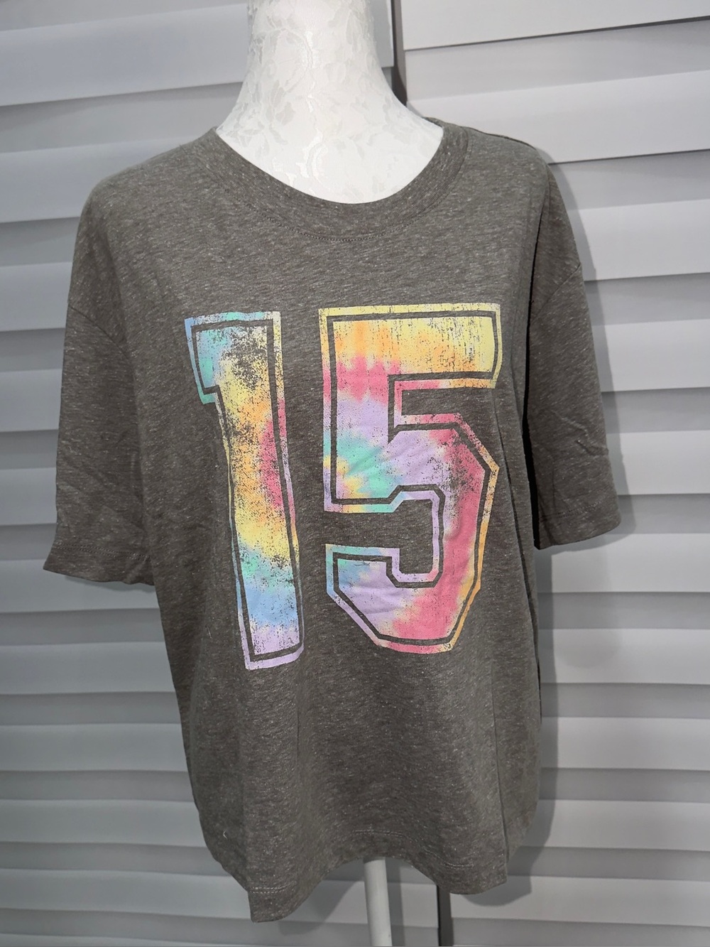 Kids Gray Graphic Tee with Rainbow '15' Print